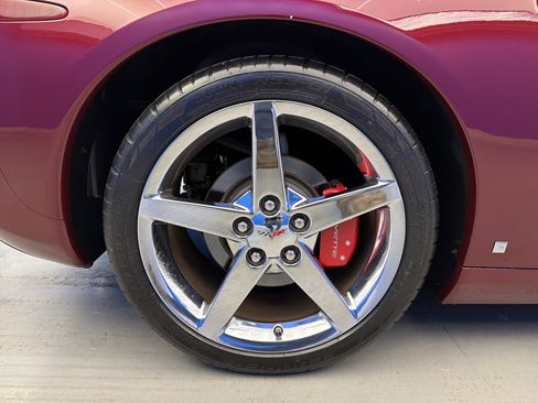 Used 2007 Chevrolet Corvette Convertible w/ Preferred Equipment Group image 9