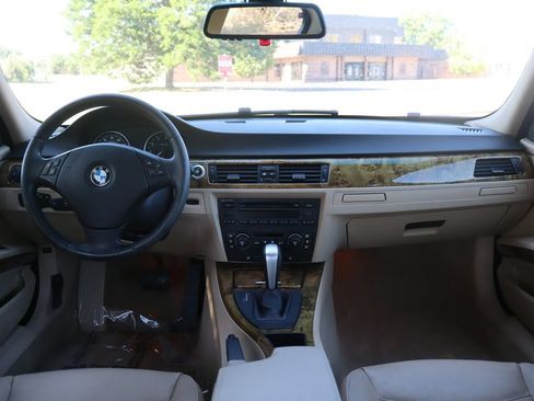 Used 2006 BMW 325xi Sedan AWD/4WD image 16