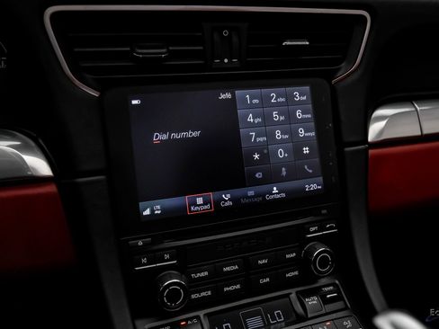 Used 2019 Porsche 911 Turbo image 70