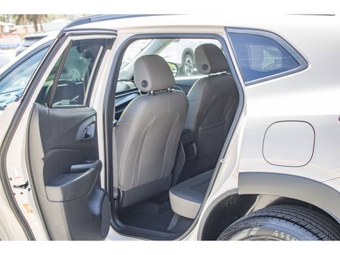 Used 2026 Chevrolet Trax ACTIV w/ Driver Confidence Package FWD image 14