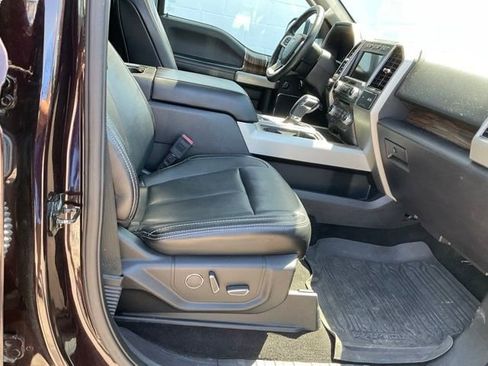 Used 2018 Ford F150 Lariat w/ Equipment Group 502A Luxury AWD/4WD image 24