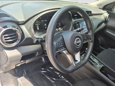 Certified 2023 Nissan Kicks SV FWD image 10