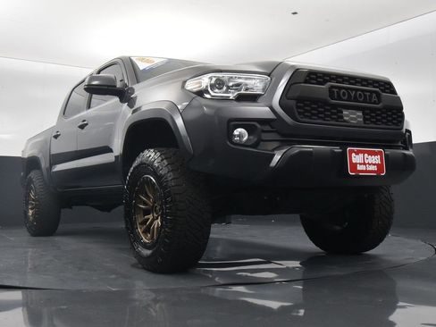 Used 2023 Toyota Tacoma SR5 image 10
