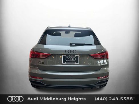 Certified 2023 Audi Q3 2.0T Premium Plus w/ Premium Plus Package image 5