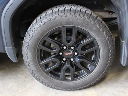 Used 2021 GMC Sierra 1500 Elevation w/ X31 Off-Road Package AWD/4WD image 41