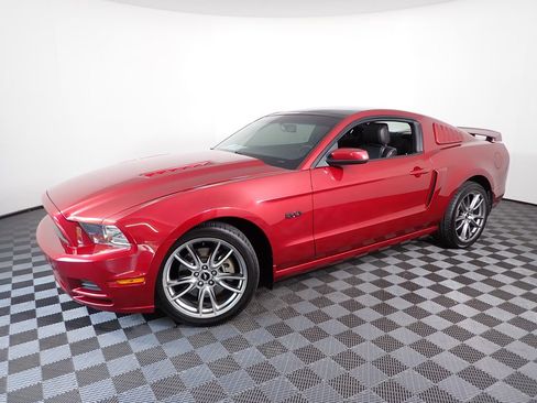 Used 2014 Ford Mustang GT Premium w/ Accessory Package 5 RWD image 10