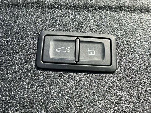 Used 2022 Audi Q5 2.0T Premium Plus w/ Premium Plus Package image 22