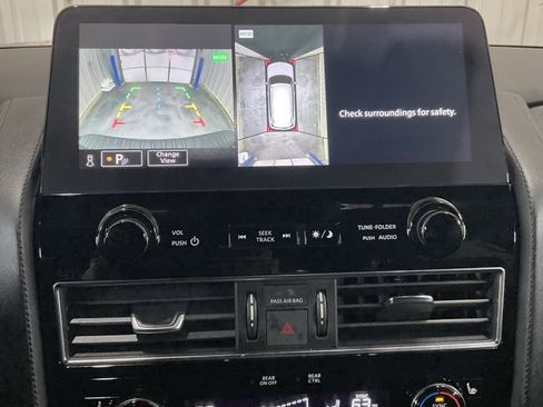 Used 2024 Nissan Armada SL w/ Midnight Edition Package image 20