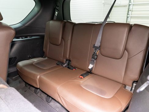 Used 2021 Nissan Armada Platinum image 38