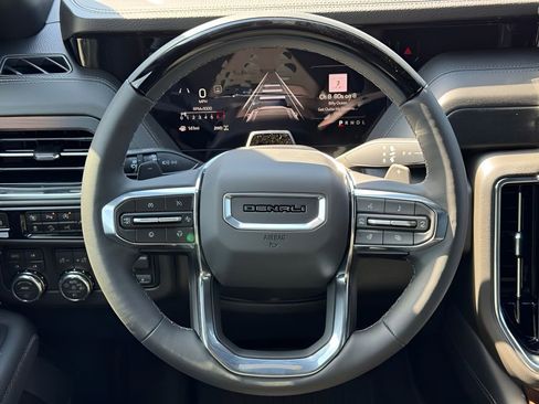 New 2026 GMC Yukon Denali w/ Denali Reserve Package AWD/4WD image 21