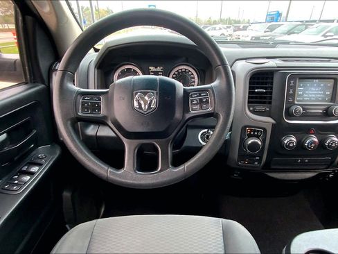 Used 2018 RAM 1500 Express w/ Black Ram 1500 Express Group image 5