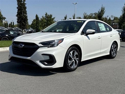 Used 2025 Subaru Legacy Premium image 7