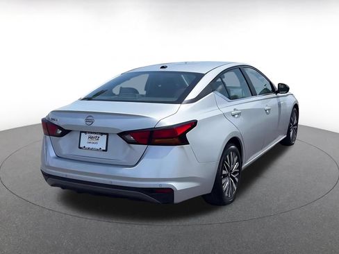 Used 2026 Nissan Altima 2.5 SV FWD image 13