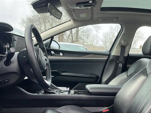 Used 2022 Kia K5 EX w/ EX Premium Package image 10