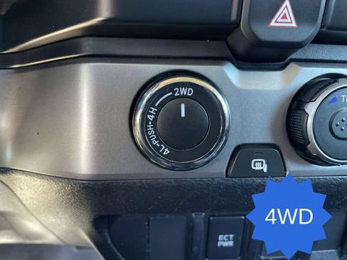Used 2022 Toyota Tacoma SR AWD/4WD image 16