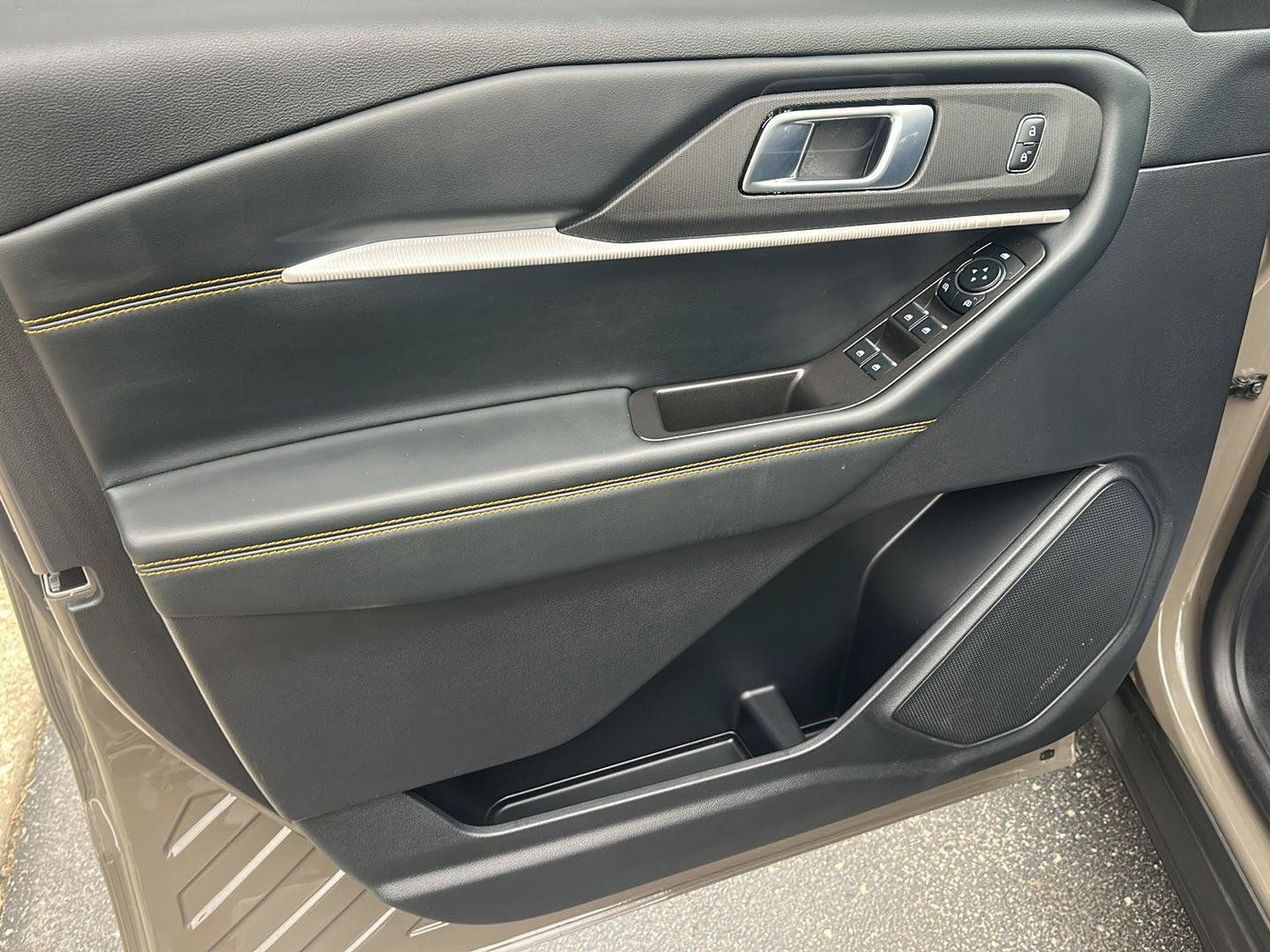 Used 2026 Ford Explorer Tremor AWD/4WD image 24