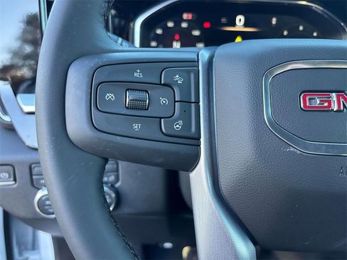 New 2026 GMC Sierra 2500 AT4 w/ Technology Package image 8