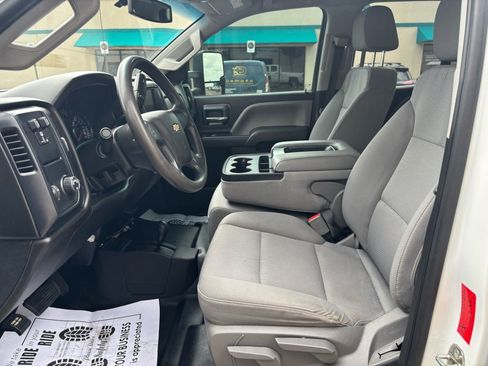 Used 2019 Chevrolet Silverado 2500 W/T AWD/4WD image 20