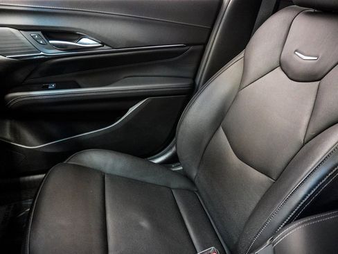 Used 2020 Cadillac CT4 Premium Luxury image 29