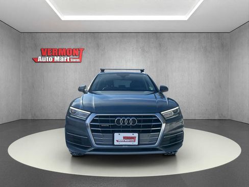 Used 2020 Audi Q5 2.0T Premium w/ Convenience Package image 2
