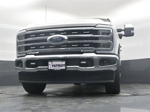 Used 2024 Ford F250 Lariat w/ Lariat Ultimate Package image 43