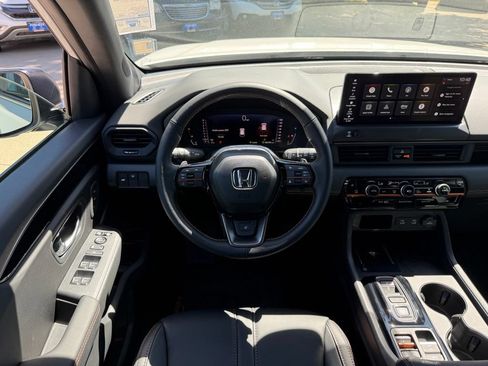 Certified 2026 Honda Pilot TrailSport image 2