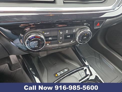 New 2026 Chevrolet Trax RS w/ Sunroof Package image 15