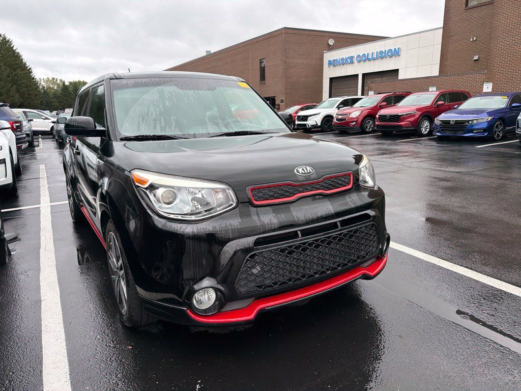 Used 2015 Kia Soul + FWD image 4