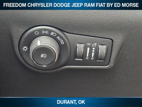 New 2026 Jeep Compass Limited w/ Mopar Graphics Package image 17