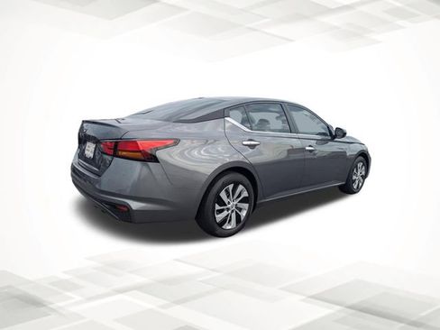 Certified 2025 Nissan Altima 2.5 S image 4