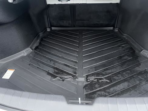 Used 2015 Hyundai Azera Limited image 9