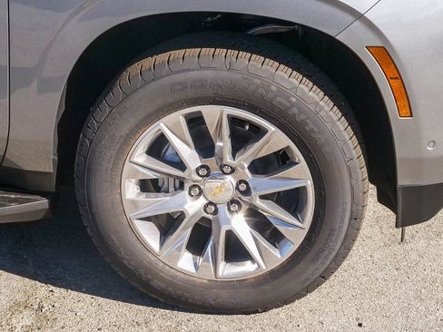 New 2026 Chevrolet Suburban Premier w/ Sun And Tow Package image 5