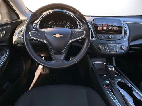 Used 2016 Chevrolet Malibu LT image 11