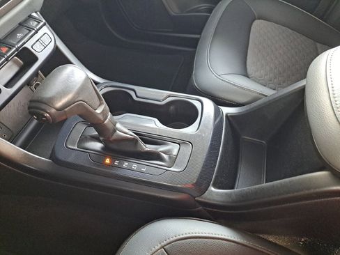 Used 2017 Chevrolet Colorado Z71 image 29