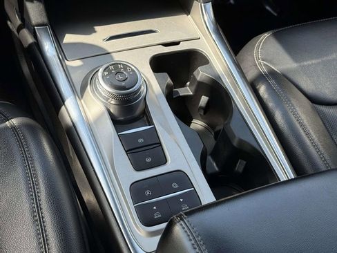 Used 2022 Ford Explorer Limited RWD image 17