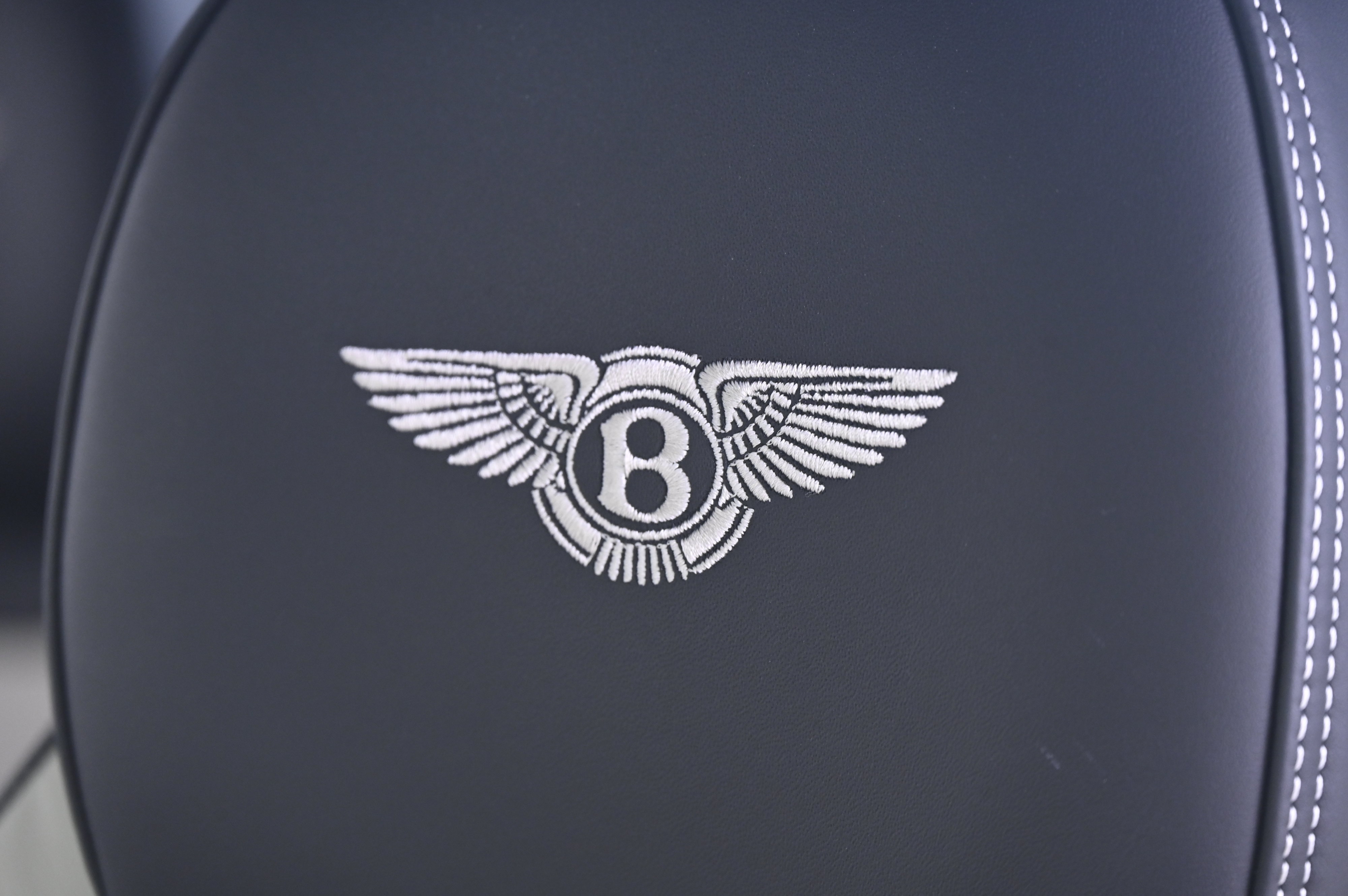 Used 2021 Bentley Continental GT AWD/4WD image 27