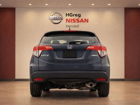 Used 2022 Honda HR-V LX image 6