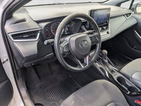 Used 2022 Toyota Corolla SE FWD image 9
