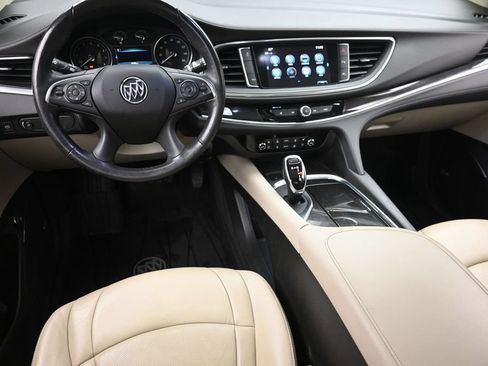 Used 2019 Buick Enclave Premium w/ Experience Buick Package FWD image 17