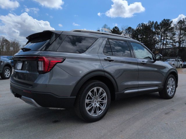 New 2026 Ford Explorer Platinum RWD image 4