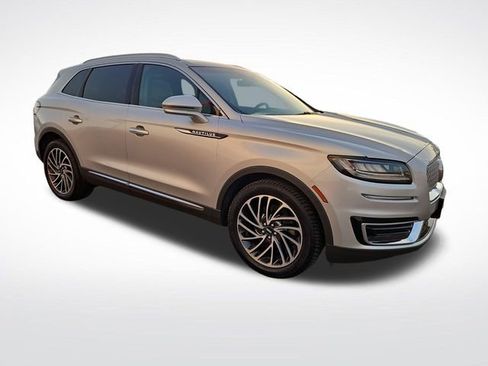 Used 2019 Lincoln Nautilus Reserve w/ Cargo Utility Package AWD/4WD image 11