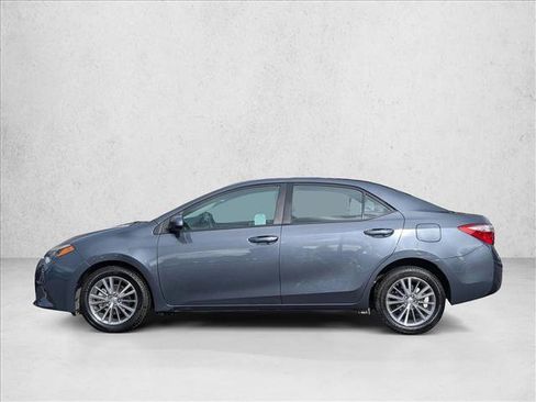 Used 2015 Toyota Corolla LE Premium image 9