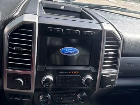 Used 2019 Ford F450 Platinum w/ Platinum Ultimate Package image 4