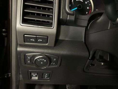 Used 2018 Ford F150 XLT w/ Equipment Group 302A Luxury image 25