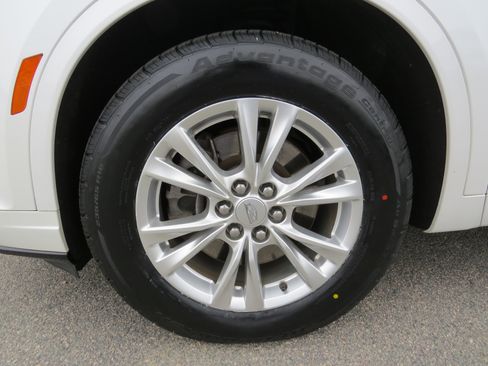 Used 2023 Cadillac XT6 Luxury image 13