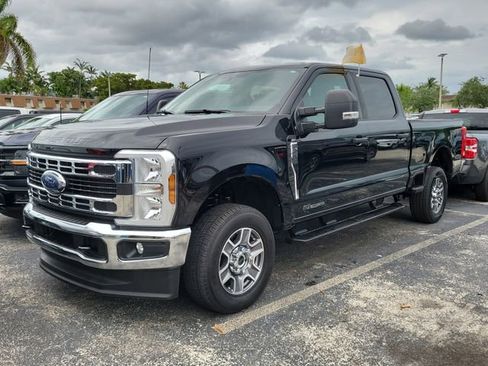 Used 2025 Ford F250 XLT AWD/4WD image 32