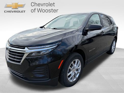 Used 2023 Chevrolet Equinox LS w/ LS Convenience Package image 1