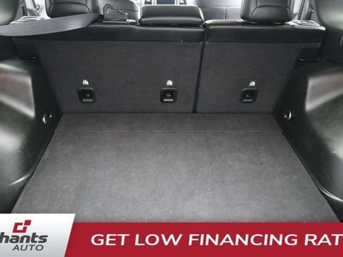 Used 2022 Jeep Cherokee Trailhawk w/ Premium Leather Package AWD/4WD image 25