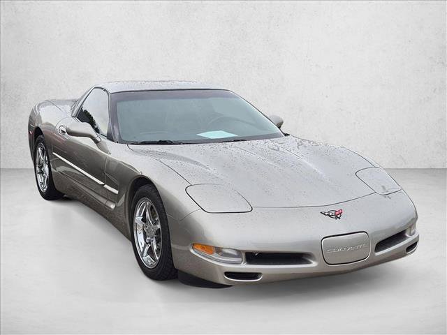 Used 1998 Chevrolet Corvette Coupe RWD image 3