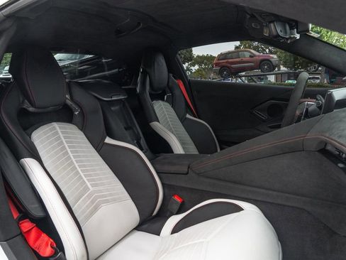 Used 2023 Chevrolet Corvette Stingray Premium Cpe w/ Z51 Performance Package RWD image 24